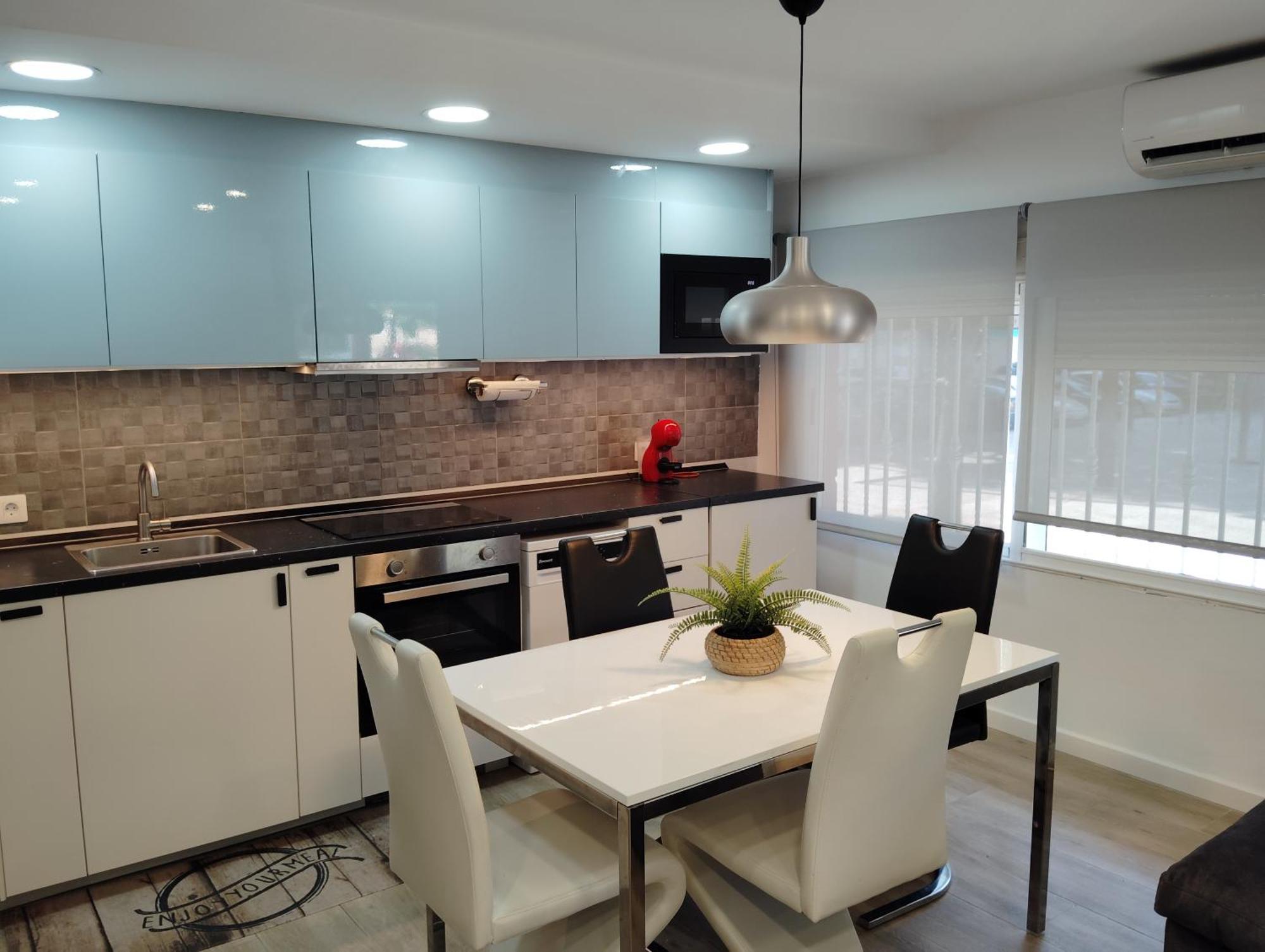 Appartamento Apartamento Plaza Palmeras2 Burjassot Esterno foto